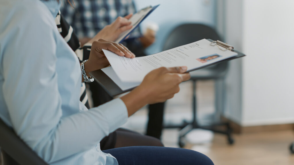 Exame admissional como economizar.